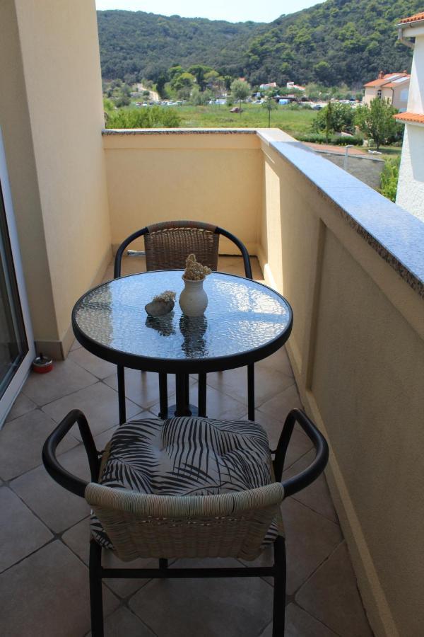 ראב Apartments Kampor Damira מראה חיצוני תמונה