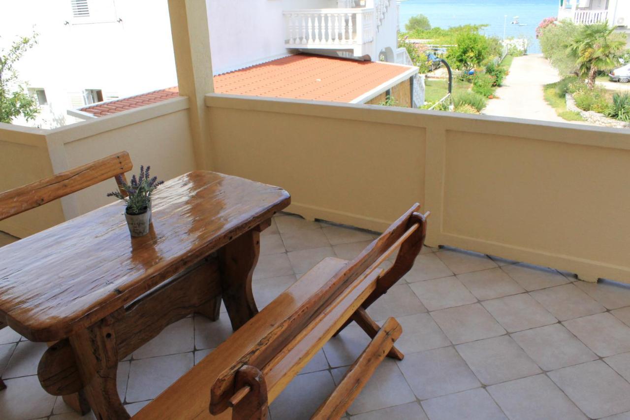 ראב Apartments Kampor Damira מראה חיצוני תמונה