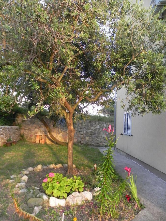 ראב Apartments Kampor Damira מראה חיצוני תמונה